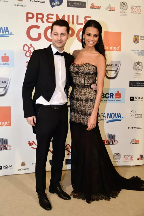 Anca Serea (rochie M Marquise) si Adi Sana