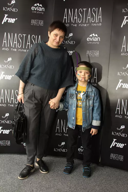 Cristina Stanciulescu (Ringier) si fiul ei, Theodor