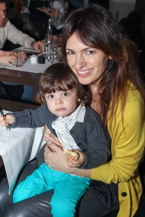 Maria Marinescu si fiul sau, Levin