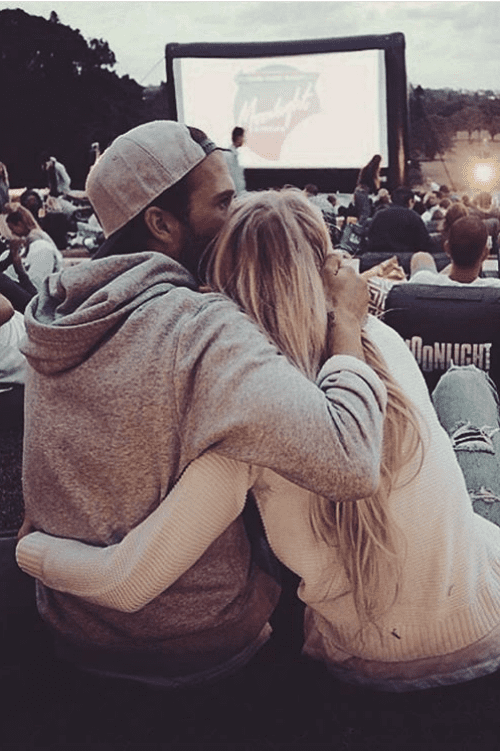 10 idei pentru ca pozele tale de cuplu din vacanta sa fie cu adevarat memorabile