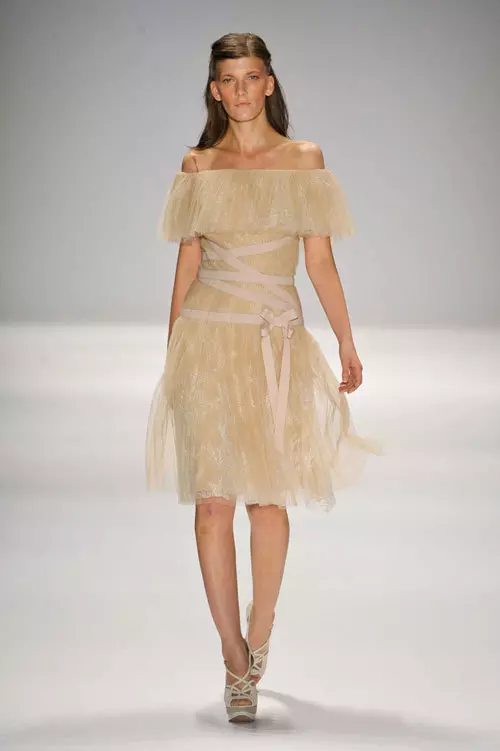 Tadashi Shoji