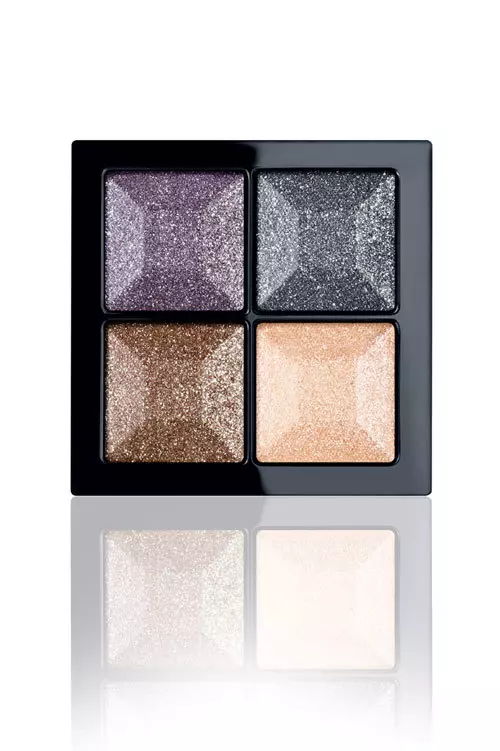 Givenchy, Le Prisme Yeux Quatuor Acoustic, 210 lei (exclusiv in magazinele Sephora)