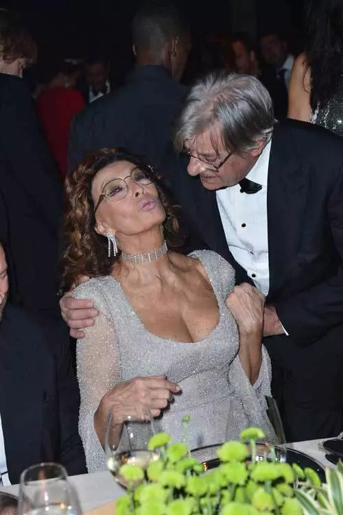 Sophia Loren si Giancarlo Giannini