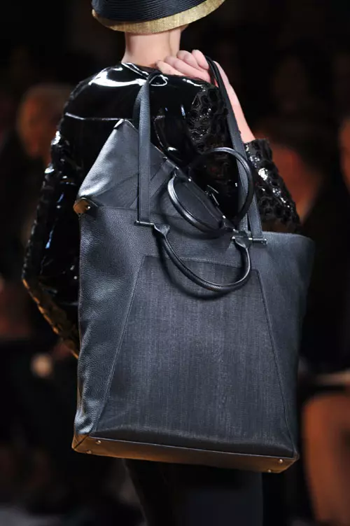 Akris accesorii (34)