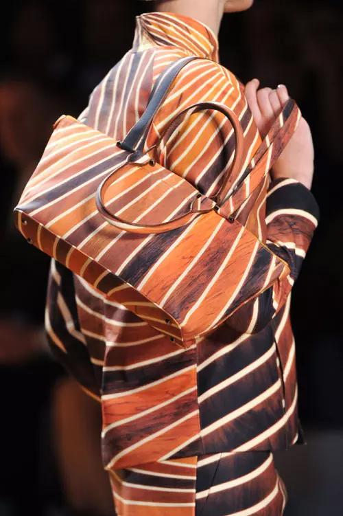 Akris accesorii (6)