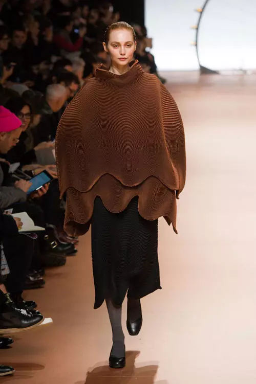 Issey Miyake toamna iarna 2014-2015 (27)