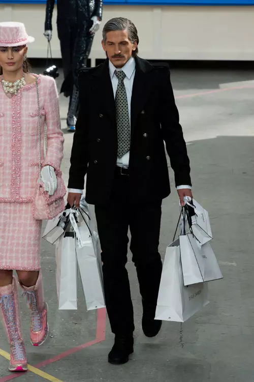 Chanel toamna iarna 2014-2015 (47)