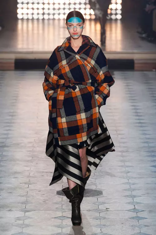 Vivienne Westwood toamna iarna 2014-2015 (30)