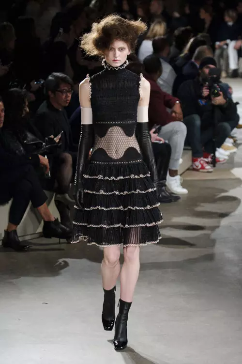 Alexander McQueen toamna iarna 2015-2016 (8)