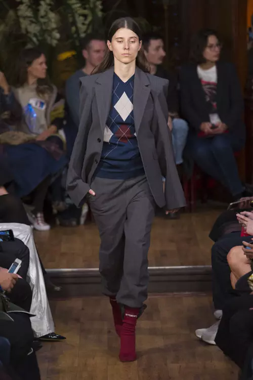 Vetements colectia primavara vara 2016 (4)