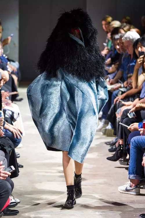 Comme des Garcons colectia primavara vara 2016 (12)
