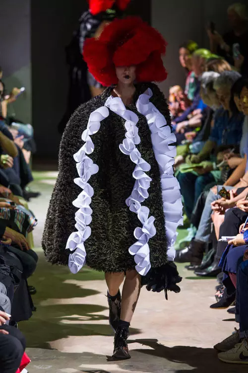 Comme des Garcons colectia primavara vara 2016 (3)
