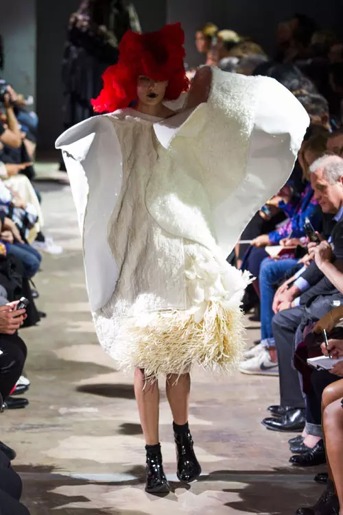 Comme des Garcons colectia primavara vara 2016 (7)
