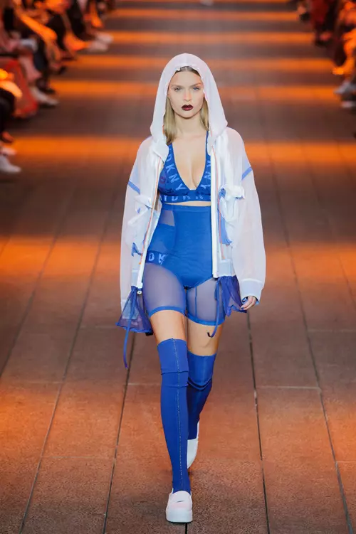 DKNY colectia primavara vara 2017