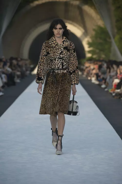Colectia Louis Vuitton Cruise 2018 (21)