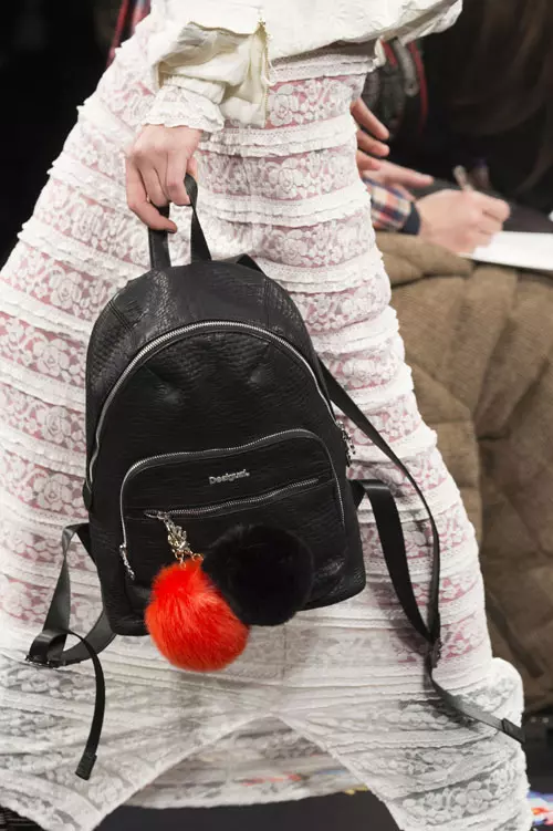 Desigual colectia toamna-iarna 2017-2018 accesorii (30)