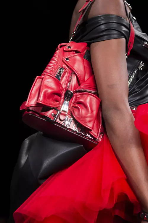Moschino colecția primăvară-vară 2018 accesorii (23)