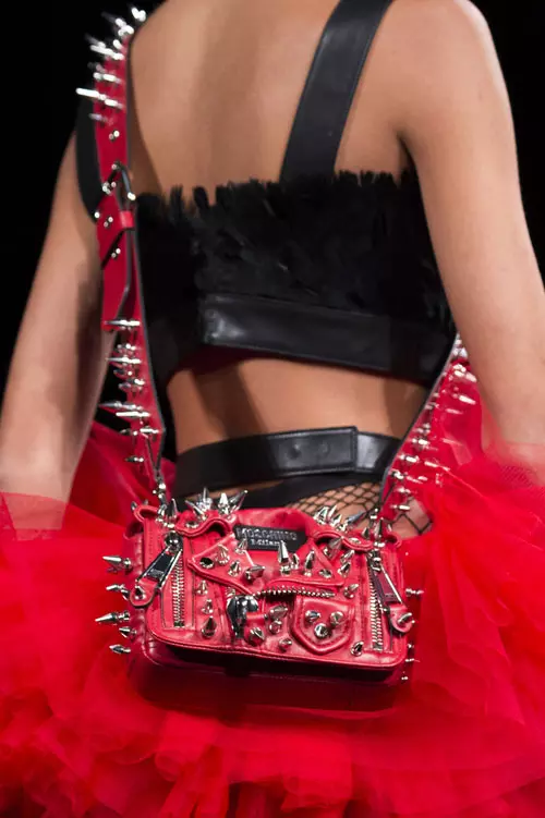 Moschino colecția primăvară-vară 2018 accesorii (27)