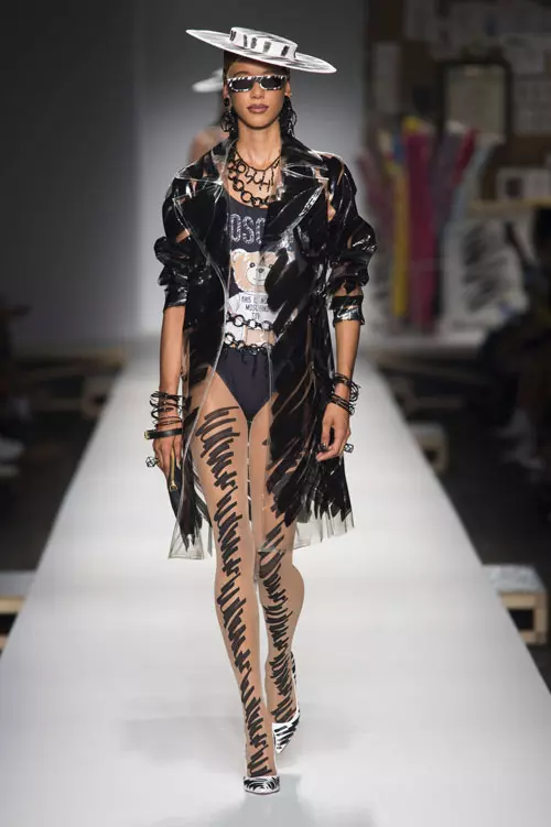 Moschino colecția primăvară-vară 2019 (23)