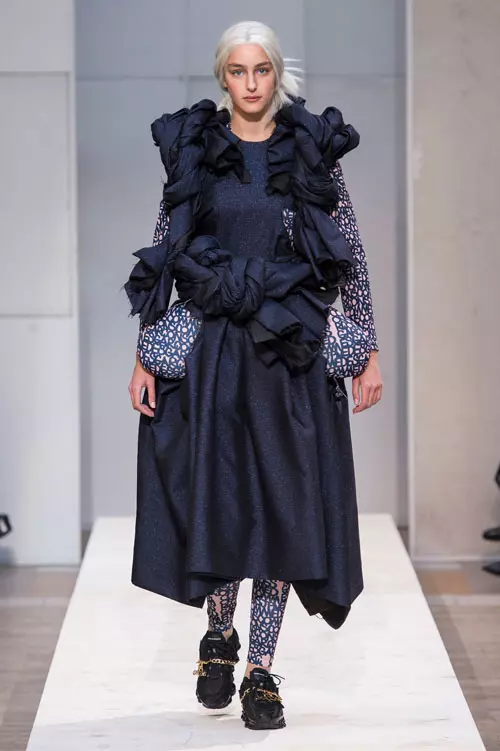 Comme des Garcons primăvară-vară 2019 (14)