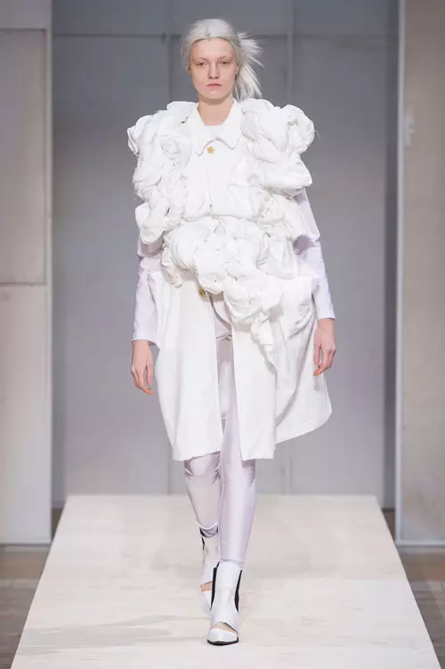 Comme des Garcons primăvară-vară 2019 (23)