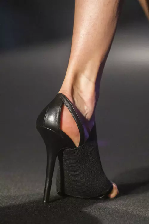 Guy Laroche colecția primăvară-vară 2019 accesorii (3)