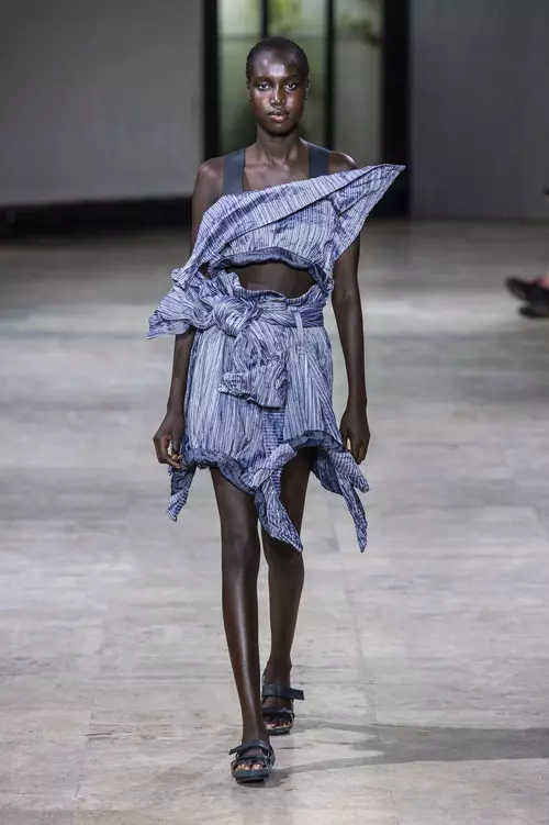 Issey Miyake colecția primăvară-vară 2019 (31)