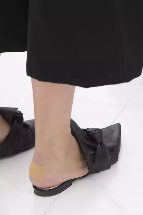 Victoria Beckham colecția primăvară-vară 2019 accesorii (2)