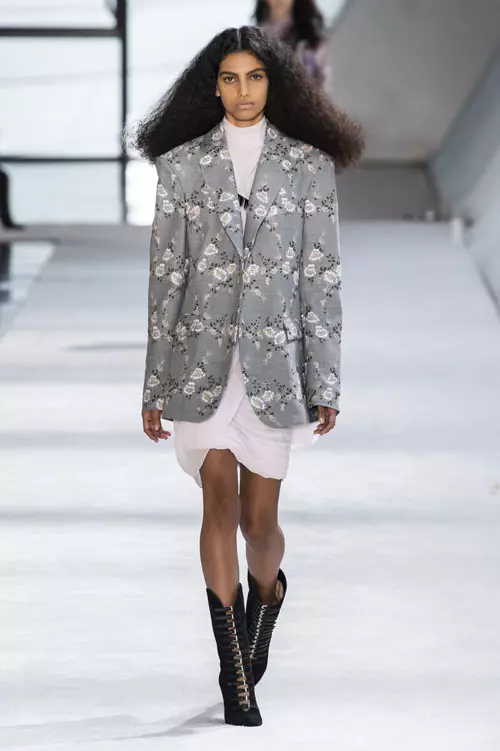 Giambattista Valli colecția toamnă iarnă 2019-2020 (1)