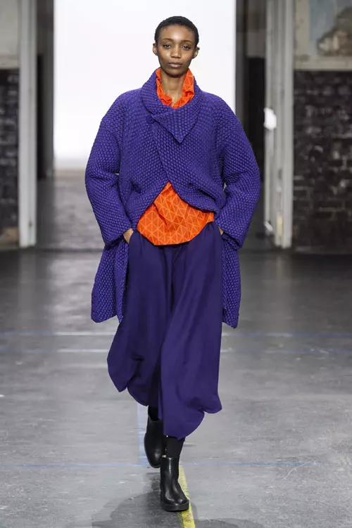 Issey Miyake colecția toamnă-iarnă 2019-2020 (34)