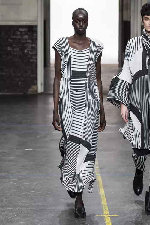 Issey Miyake colecția toamnă-iarnă 2019-2020 (8)