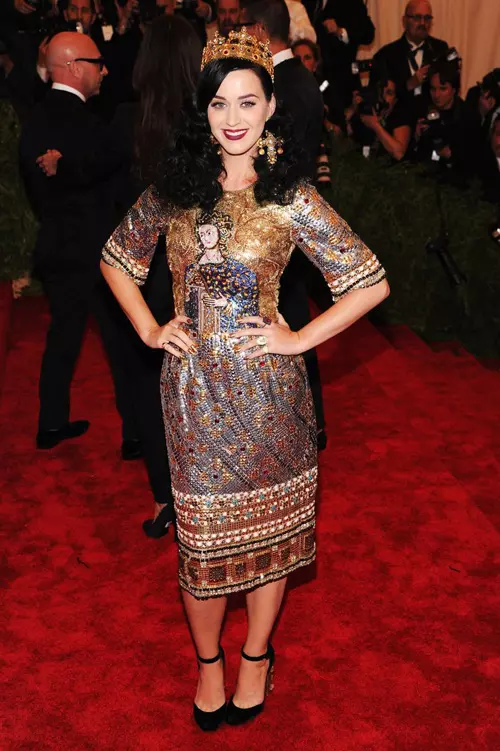 Katy Perry într-o ținută Dolce and Gabbana (2013)