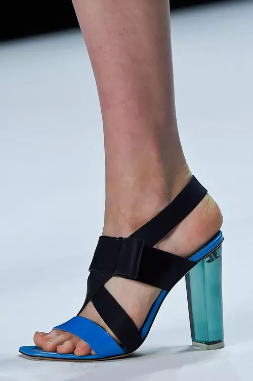 Monique Lhuillier colectia primavara vara 2016 accesorii (15)