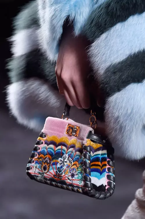 Fendi colectia toamna iarna 2016-2017 accesorii (19)
