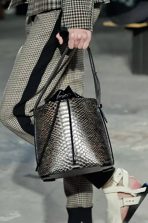 3.1 Phillip Lim colectia toamna iarna 2016-2017 accesorii (11)
