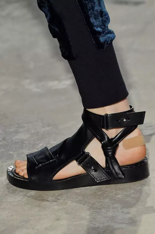 3.1 Phillip Lim colectia toamna iarna 2016-2017 accesorii (47)