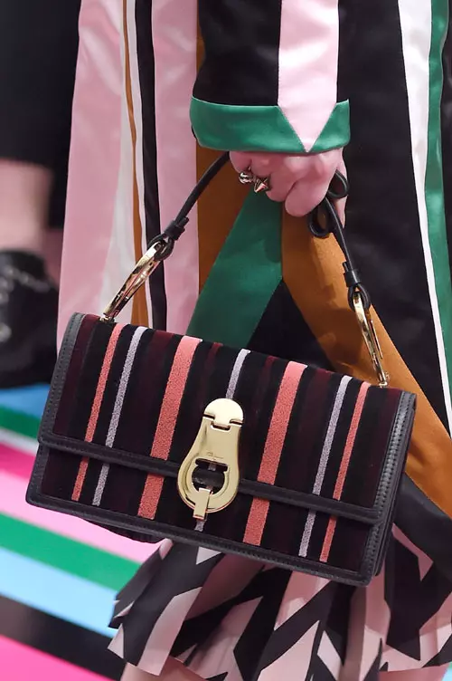 Salvatore Ferragamo colectia toamna iarna 2016-2017 accesorii (40)