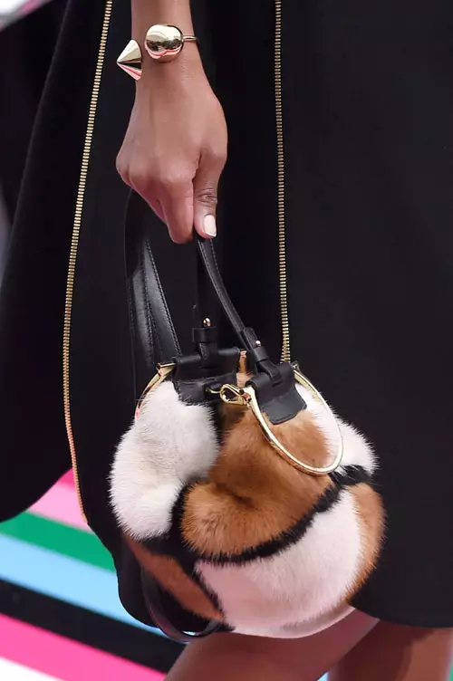 Salvatore Ferragamo colectia toamna iarna 2016-2017 accesorii (6)