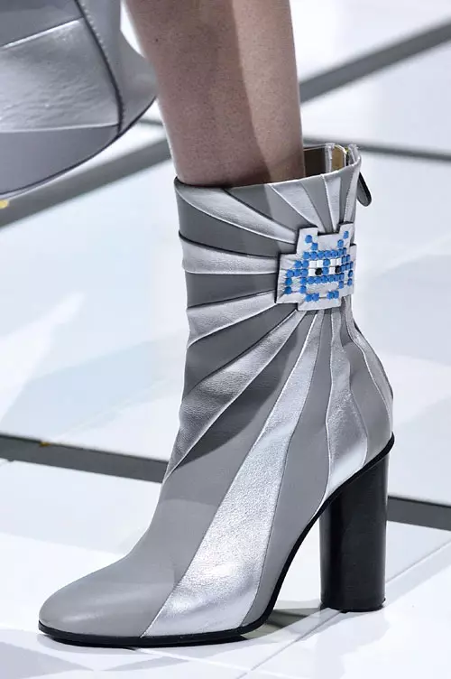 Anya Hindmarch colectia toamna iarna 2016-2017 accesorii (17)