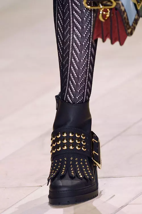 Burberry colectia toamna iarna 2016-2017 accesorii (32)