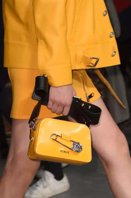 Versus colectia primavara-vara 2017 accesorii (21)
