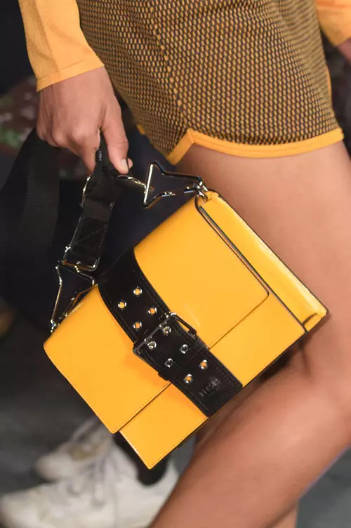 Versus colectia primavara-vara 2017 accesorii (27)