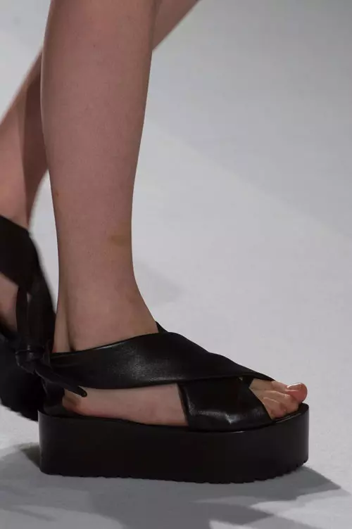 Chalayan colectia primavara-vara 2017 accesorii (29)