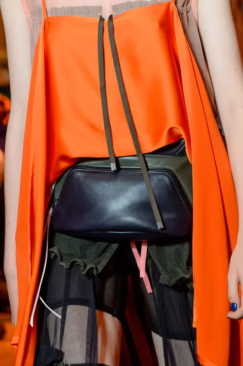 DKNY colectia primavara-vara 2017 accesorii (1)