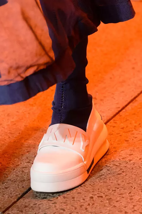 DKNY colectia primavara-vara 2017 accesorii (29)