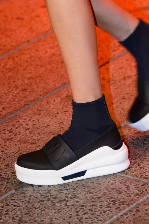 DKNY colectia primavara-vara 2017 accesorii (4)