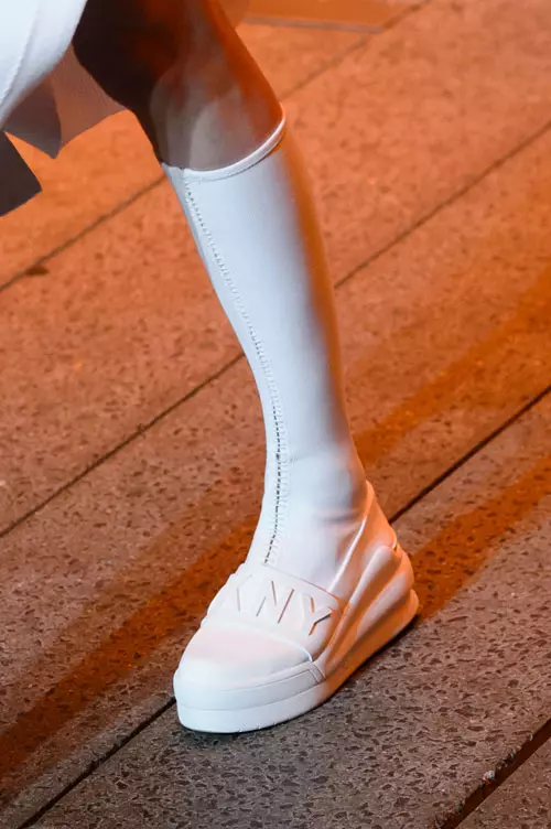 DKNY colectia primavara-vara 2017 accesorii (8)