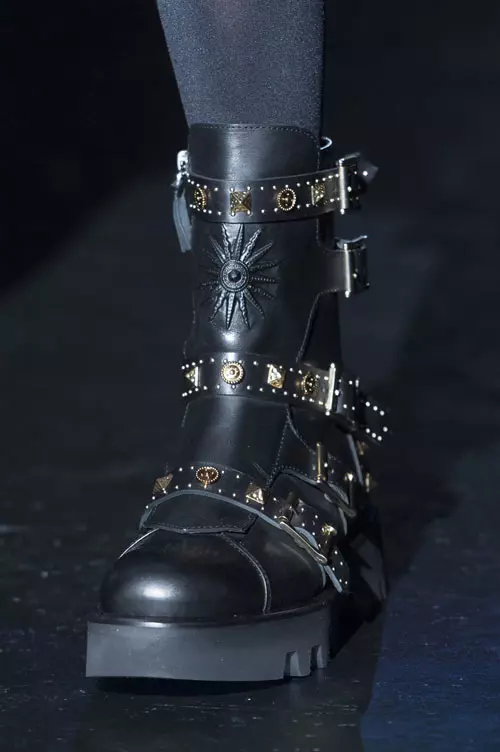 Fausto Puglisi colectia toamna-iarna 2017-2018 accesorii (7)