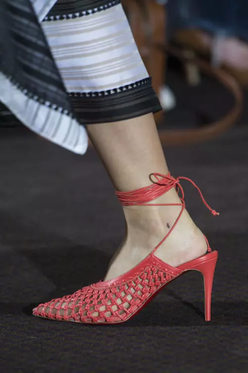 Roland Mouret colecția primăvară-vară 2018 accesorii (13)