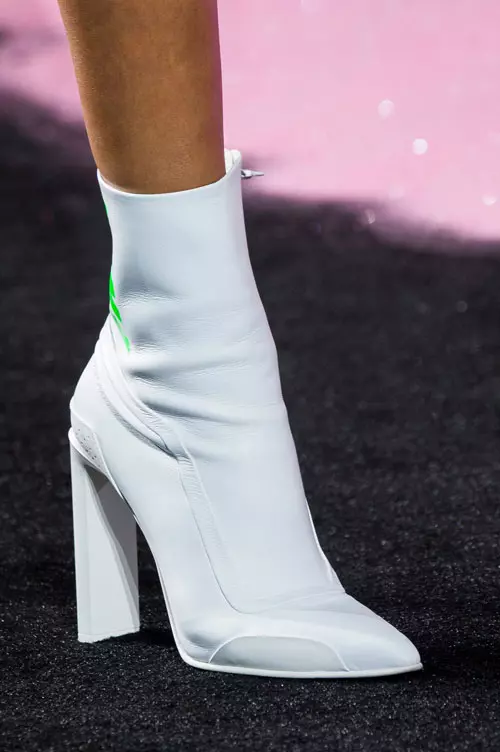 Fenty Puma By Rihanna colecția primăvară-vară 2018 accesorii (39)